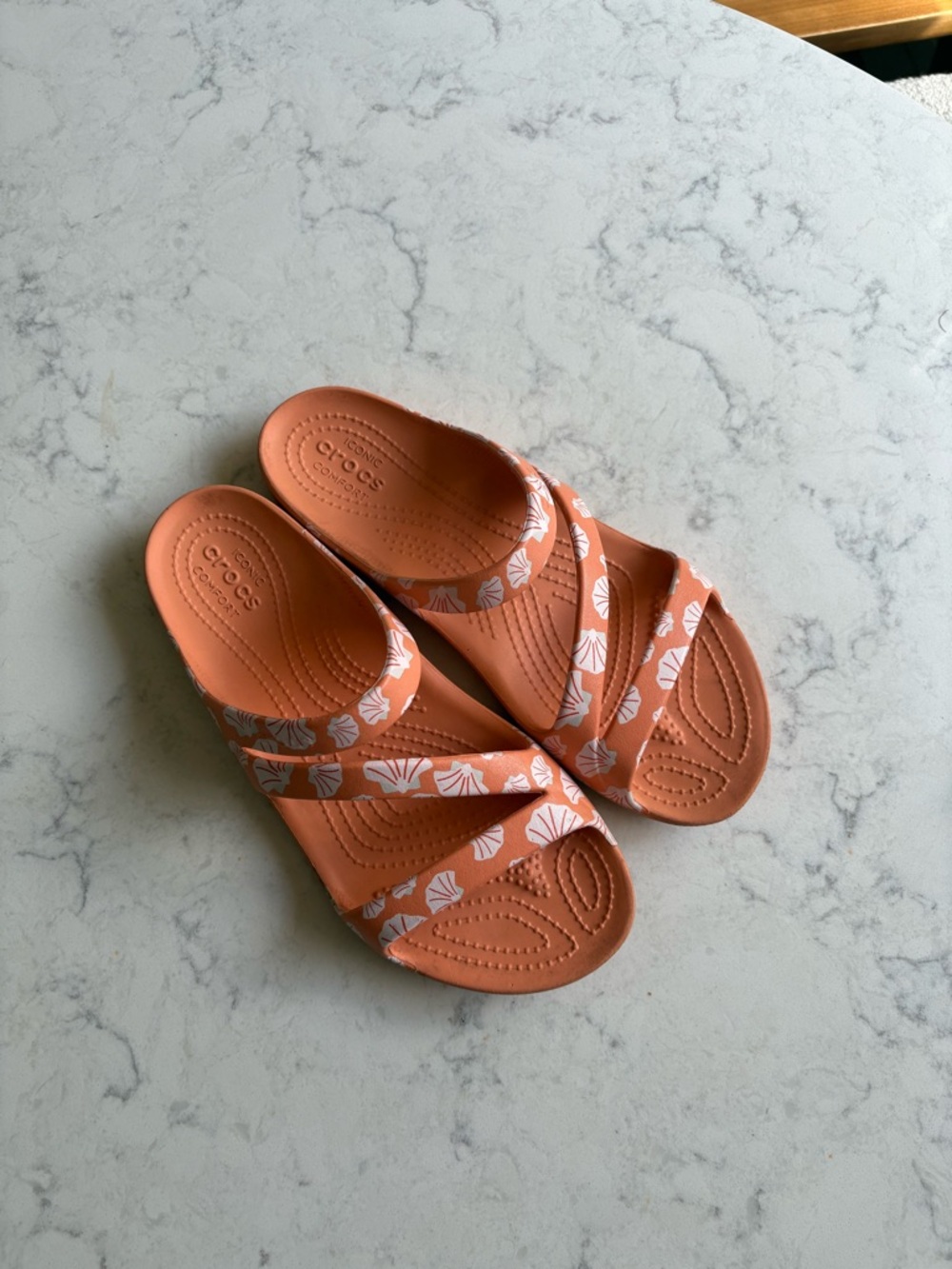 CROCS Coral Orange Shell-Print Multi-Strap Slides 8 - Picture 7 of 8